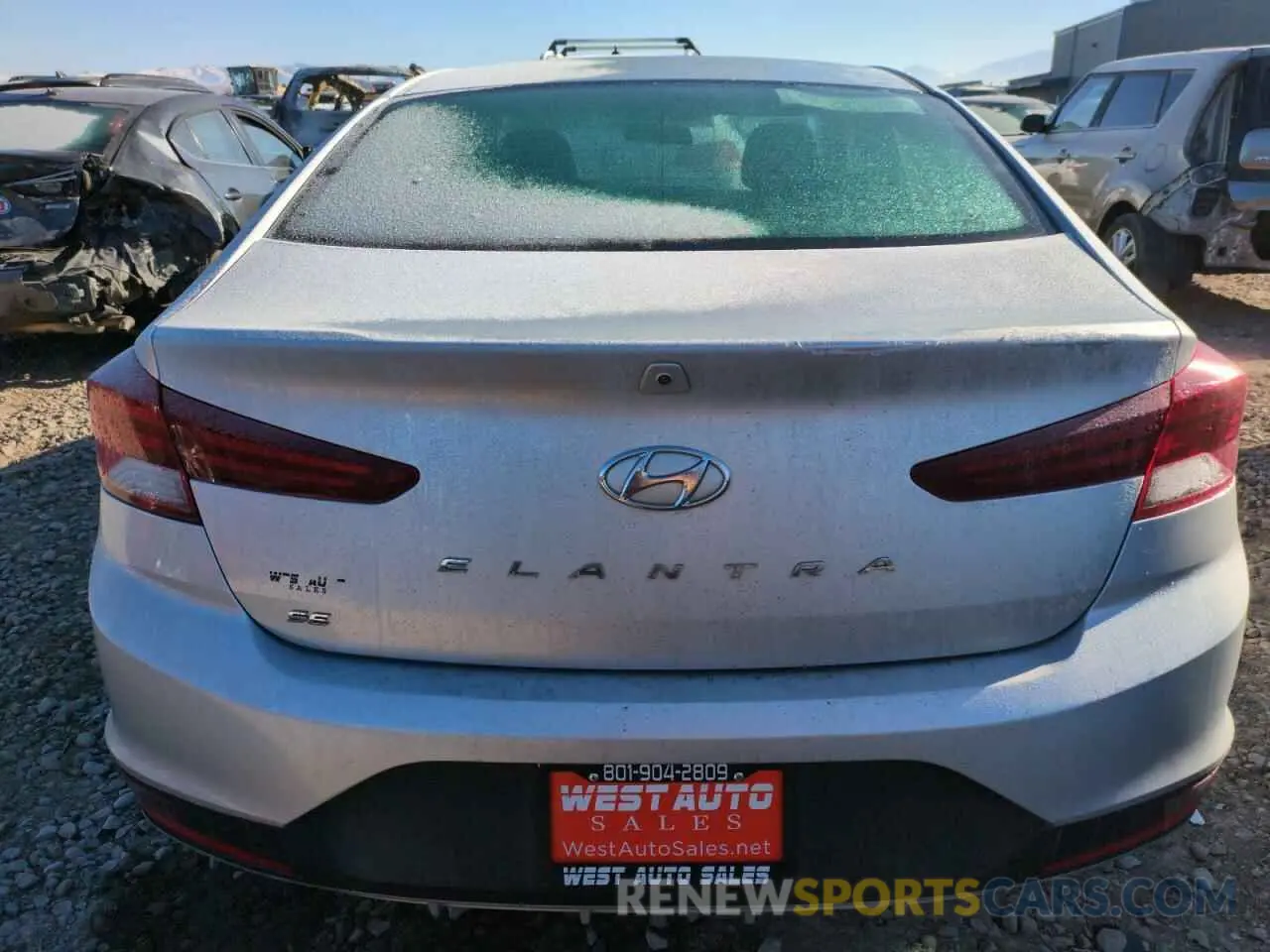 6 Photograph of a damaged car 5NPD74LF1KH402569 HYUNDAI ELANTRA 2019