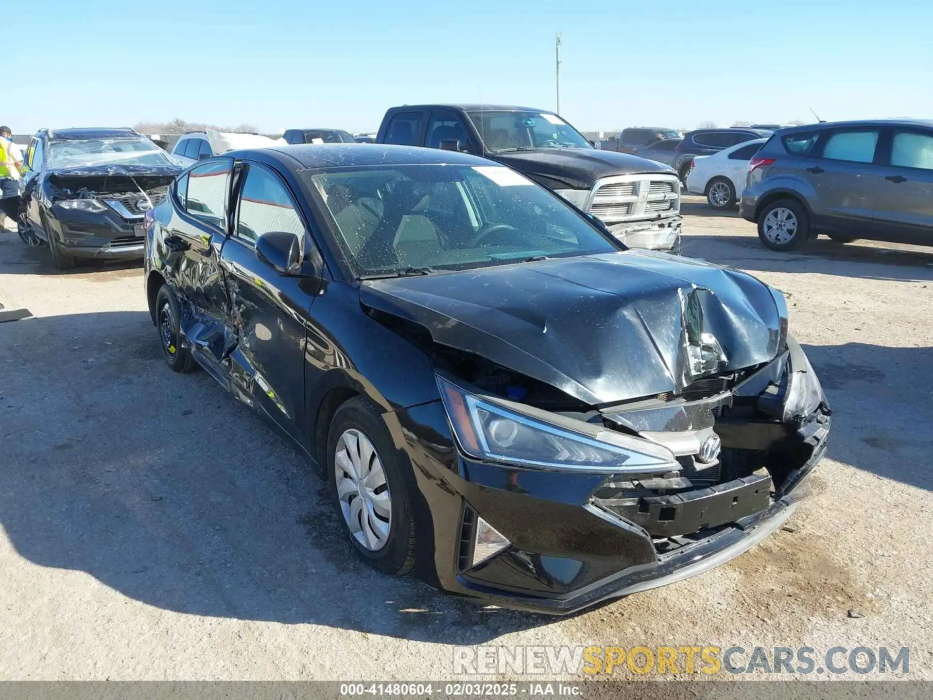 1 Photograph of a damaged car 5NPD74LF1KH437564 HYUNDAI ELANTRA 2019
