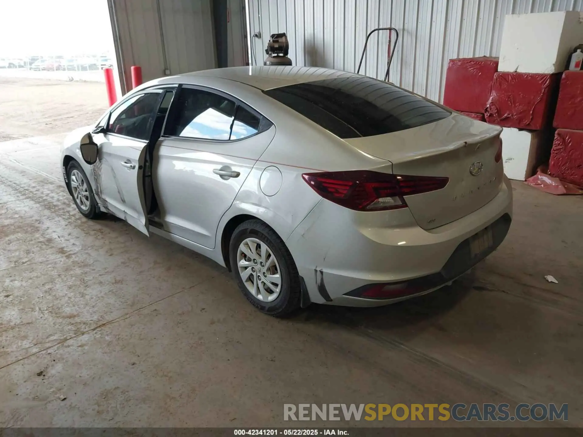 3 Photograph of a damaged car 5NPD74LF1KH473223 HYUNDAI ELANTRA 2019