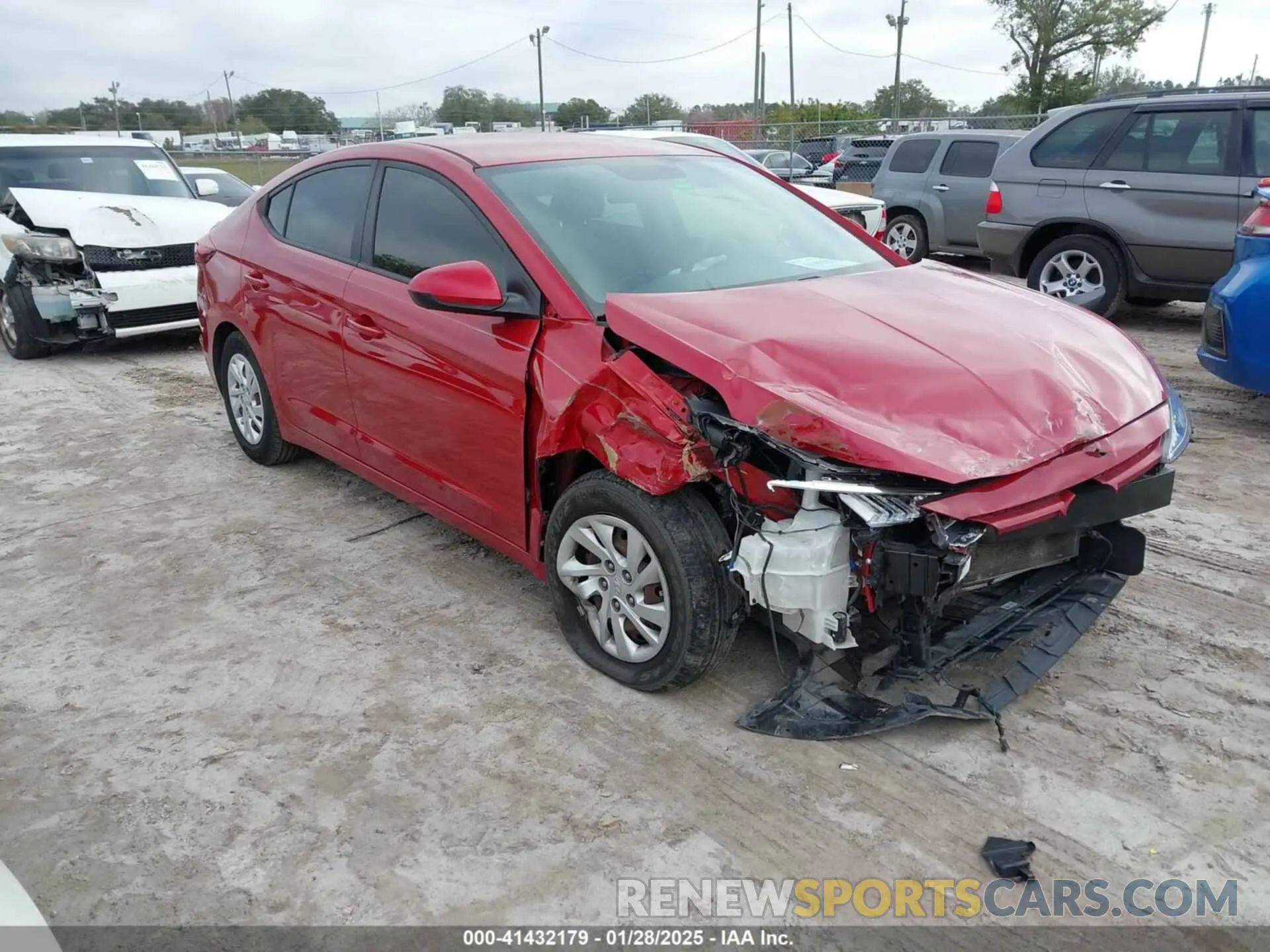 1 Photograph of a damaged car 5NPD74LF1KH496856 HYUNDAI ELANTRA 2019