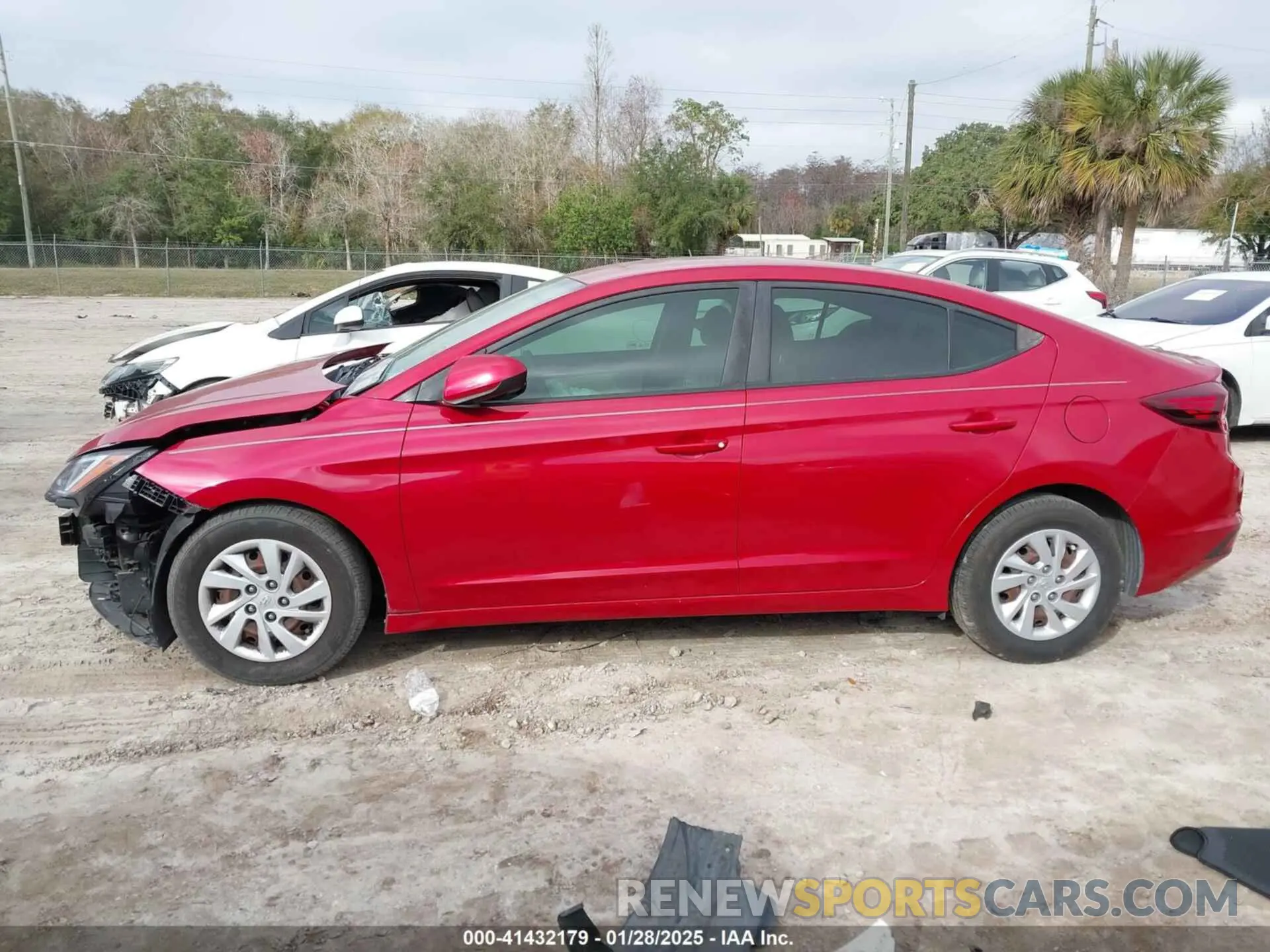 14 Photograph of a damaged car 5NPD74LF1KH496856 HYUNDAI ELANTRA 2019