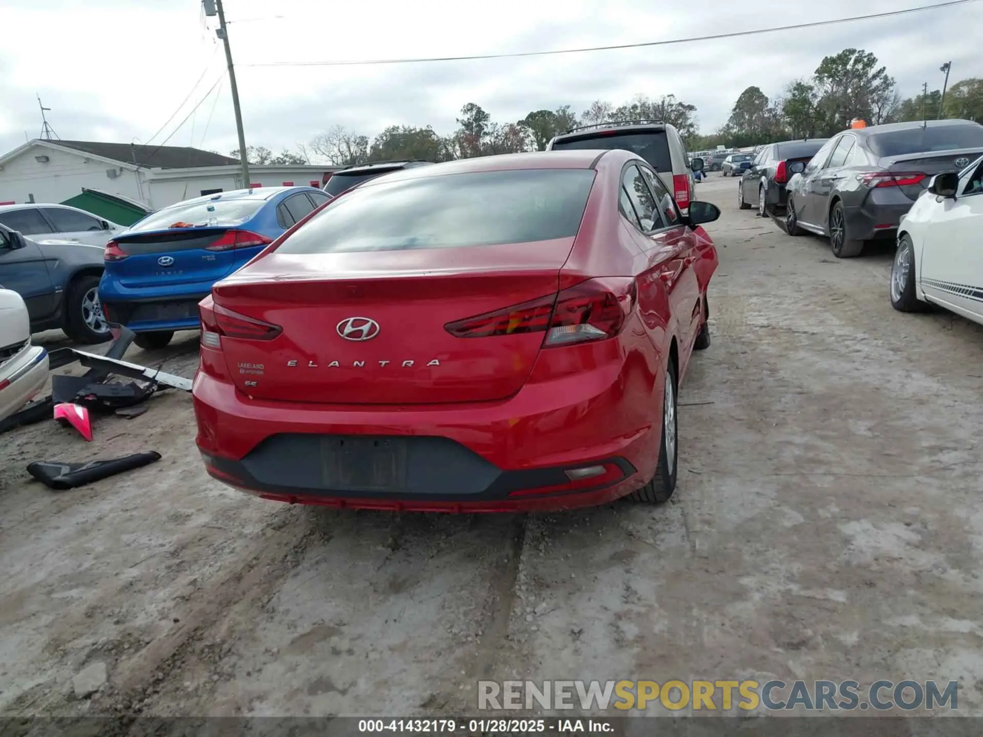 16 Photograph of a damaged car 5NPD74LF1KH496856 HYUNDAI ELANTRA 2019