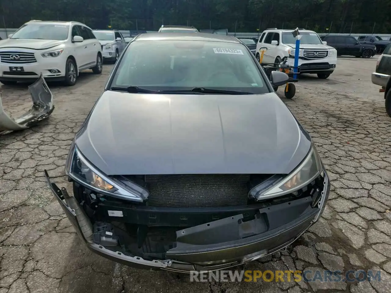 5 Photograph of a damaged car 5NPD74LF2KH398869 HYUNDAI ELANTRA 2019