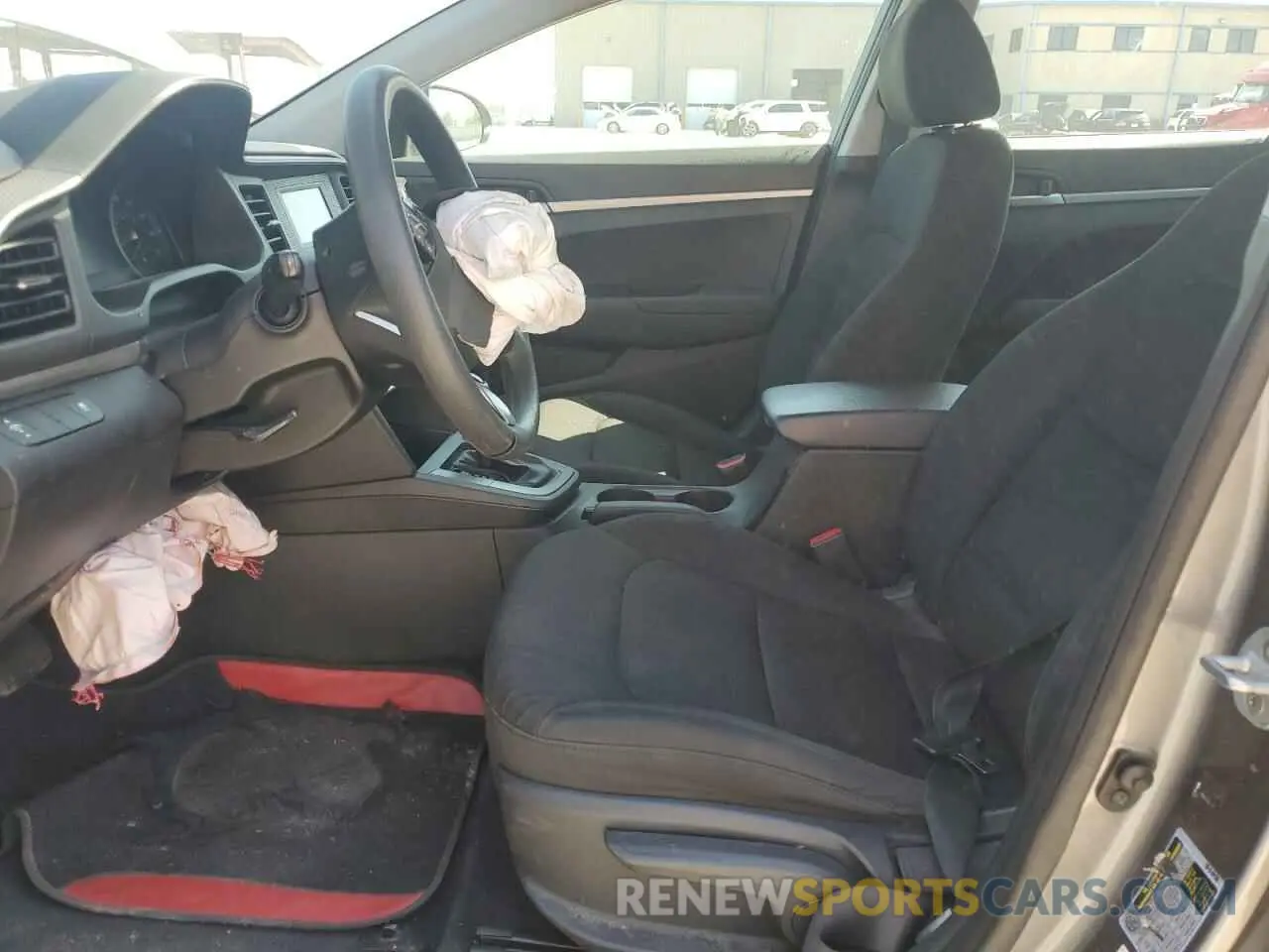 7 Photograph of a damaged car 5NPD74LF2KH411068 HYUNDAI ELANTRA 2019