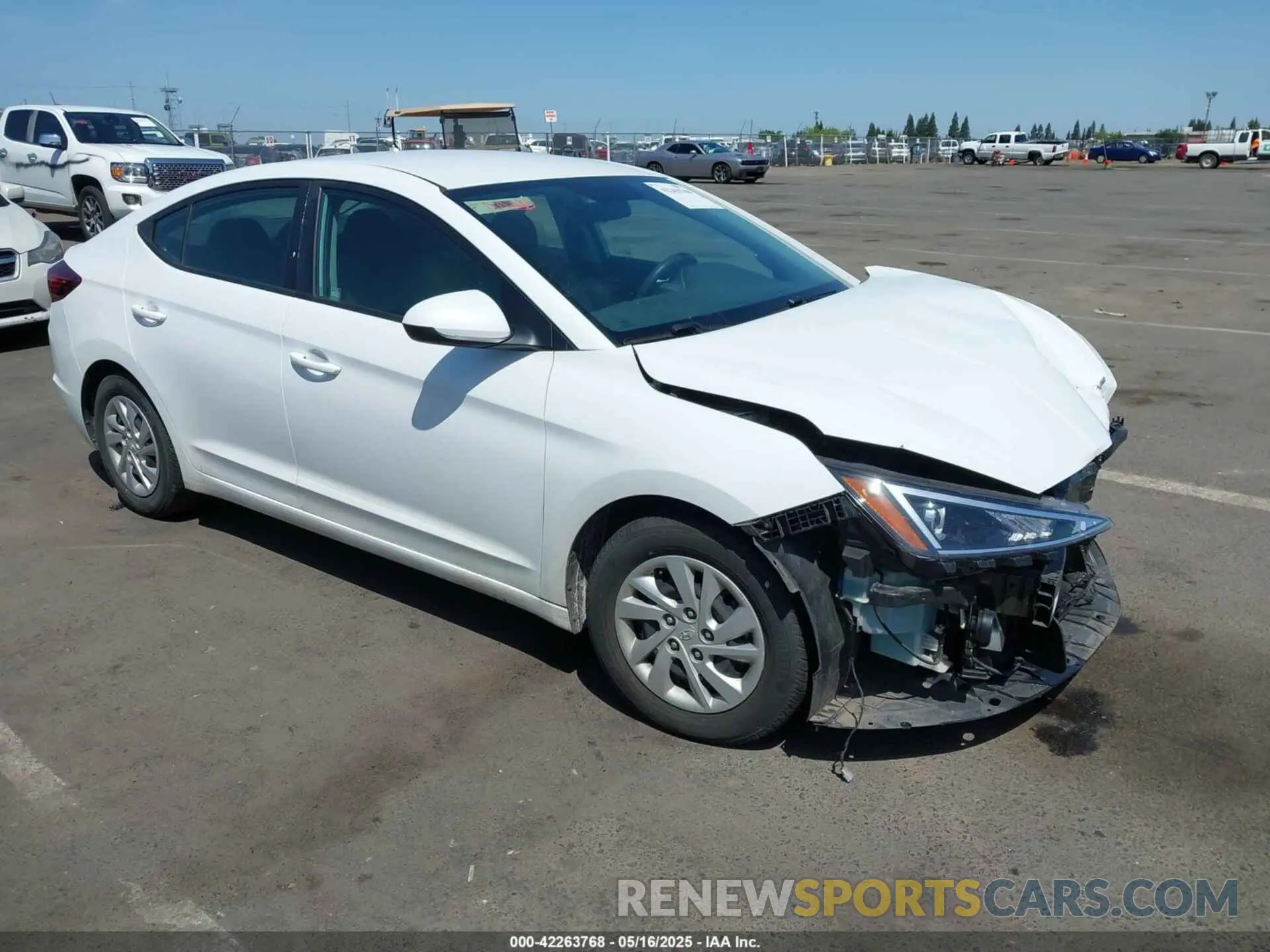 1 Photograph of a damaged car 5NPD74LF2KH442398 HYUNDAI ELANTRA 2019