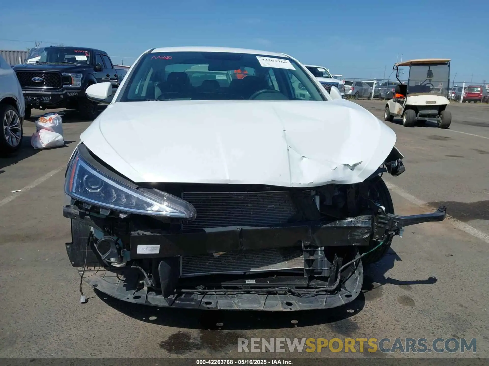 12 Photograph of a damaged car 5NPD74LF2KH442398 HYUNDAI ELANTRA 2019