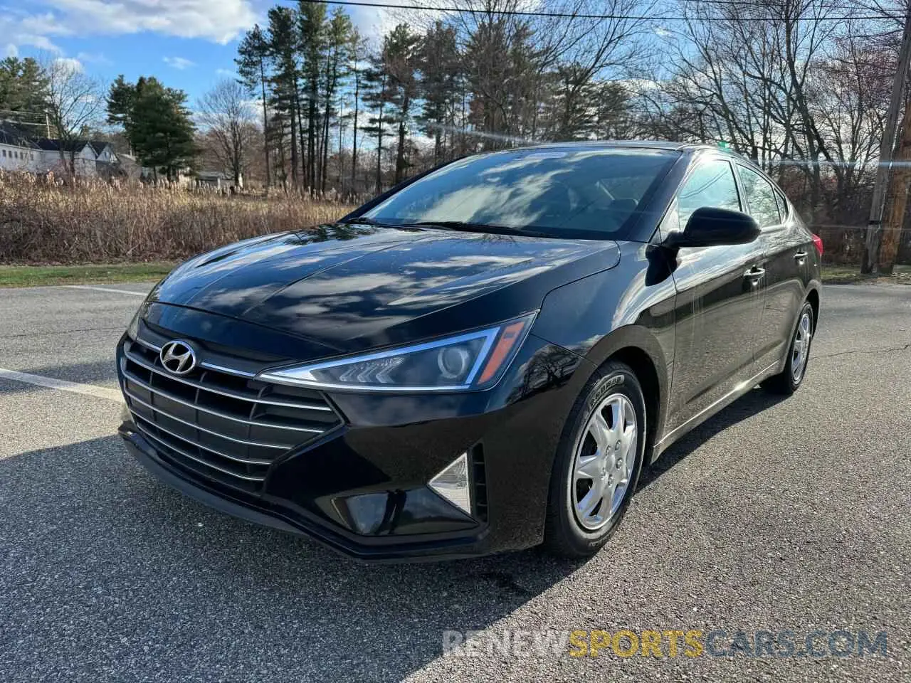 2 Photograph of a damaged car 5NPD74LF2KH455748 HYUNDAI ELANTRA 2019