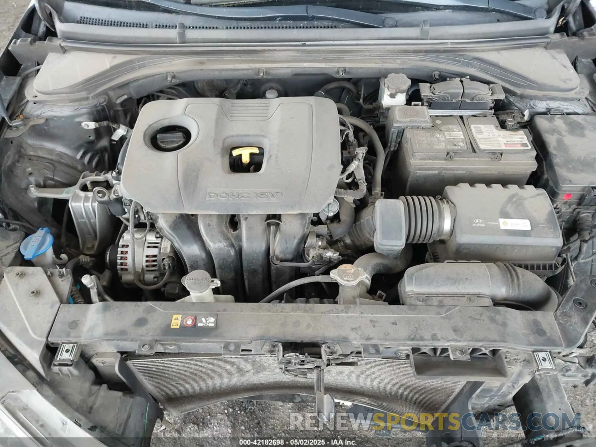 10 Photograph of a damaged car 5NPD74LF2KH487647 HYUNDAI ELANTRA 2019