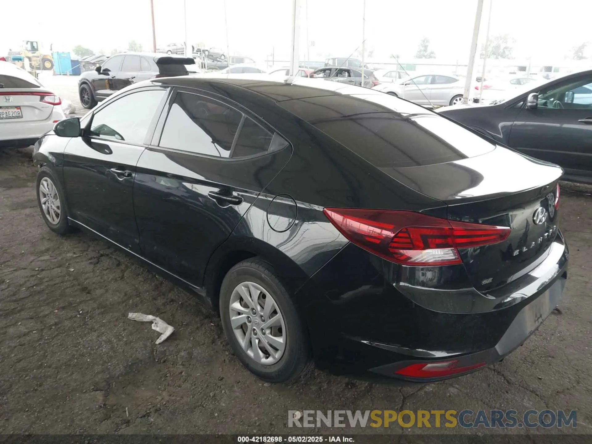 3 Photograph of a damaged car 5NPD74LF2KH487647 HYUNDAI ELANTRA 2019