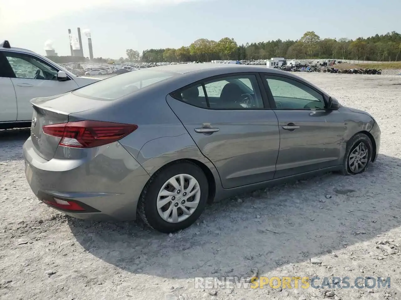 3 Photograph of a damaged car 5NPD74LF2KH490371 HYUNDAI ELANTRA 2019