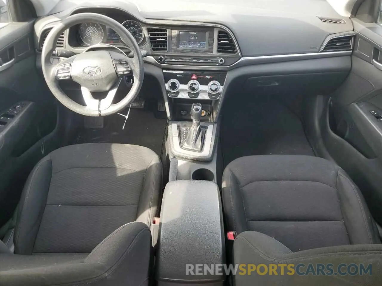 8 Photograph of a damaged car 5NPD74LF2KH490371 HYUNDAI ELANTRA 2019