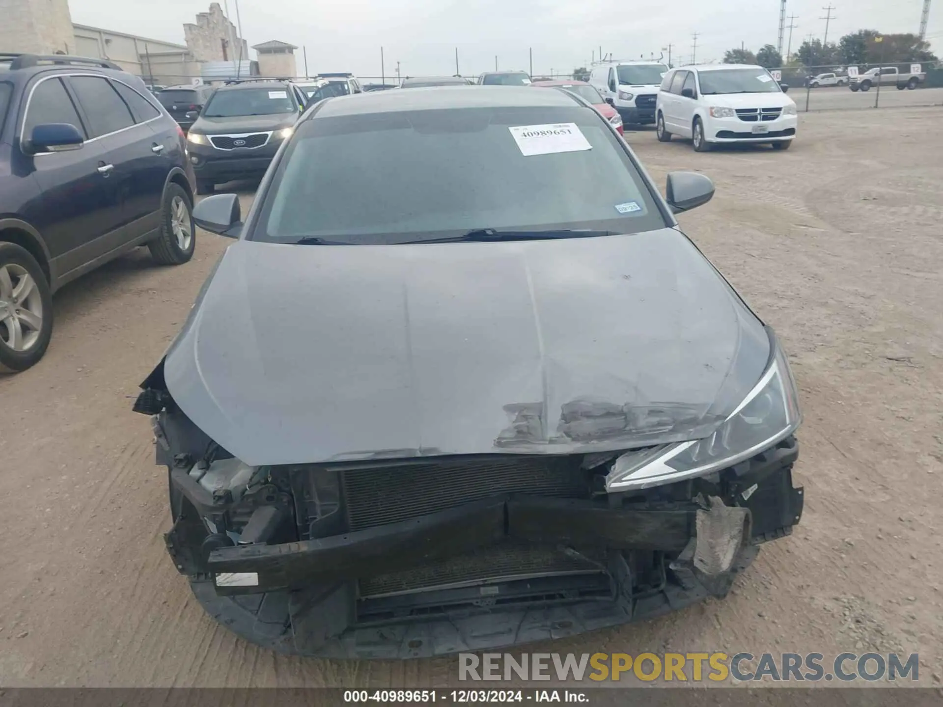13 Photograph of a damaged car 5NPD74LF2KH494761 HYUNDAI ELANTRA 2019