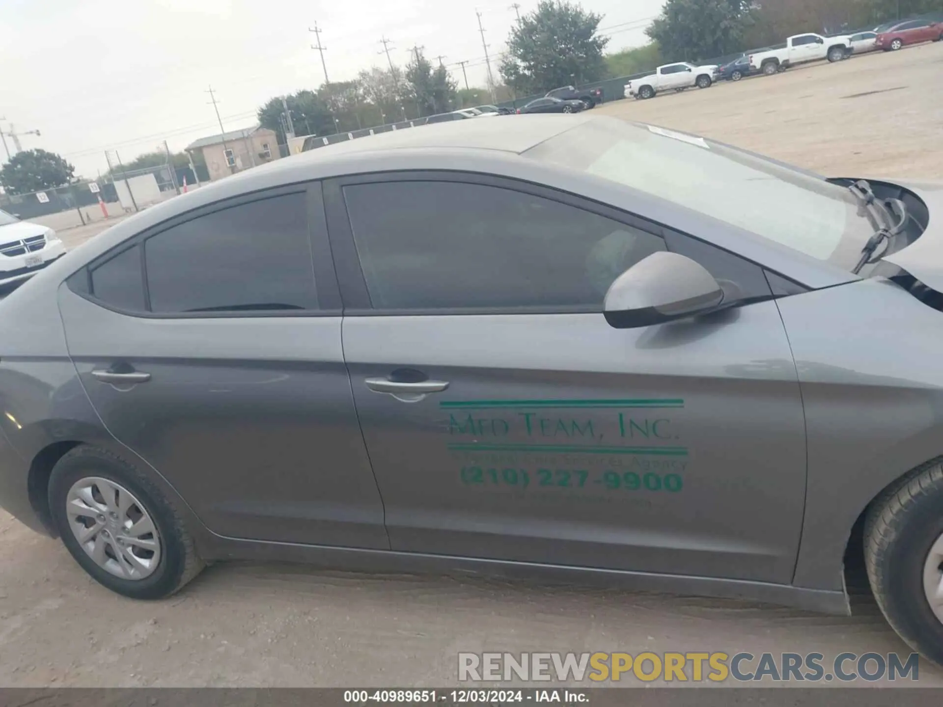 14 Photograph of a damaged car 5NPD74LF2KH494761 HYUNDAI ELANTRA 2019