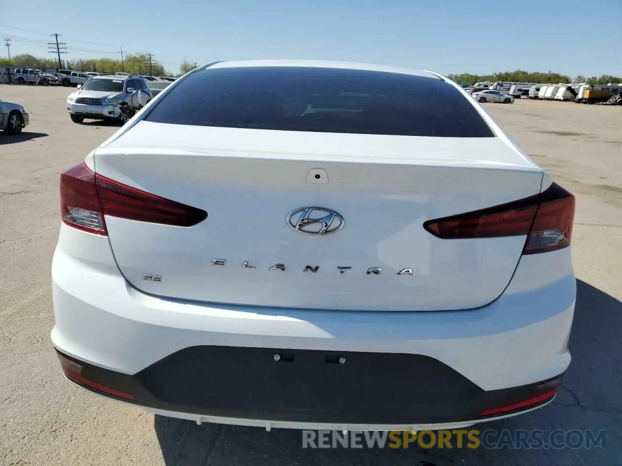 6 Photograph of a damaged car 5NPD74LF2KH496073 HYUNDAI ELANTRA 2019