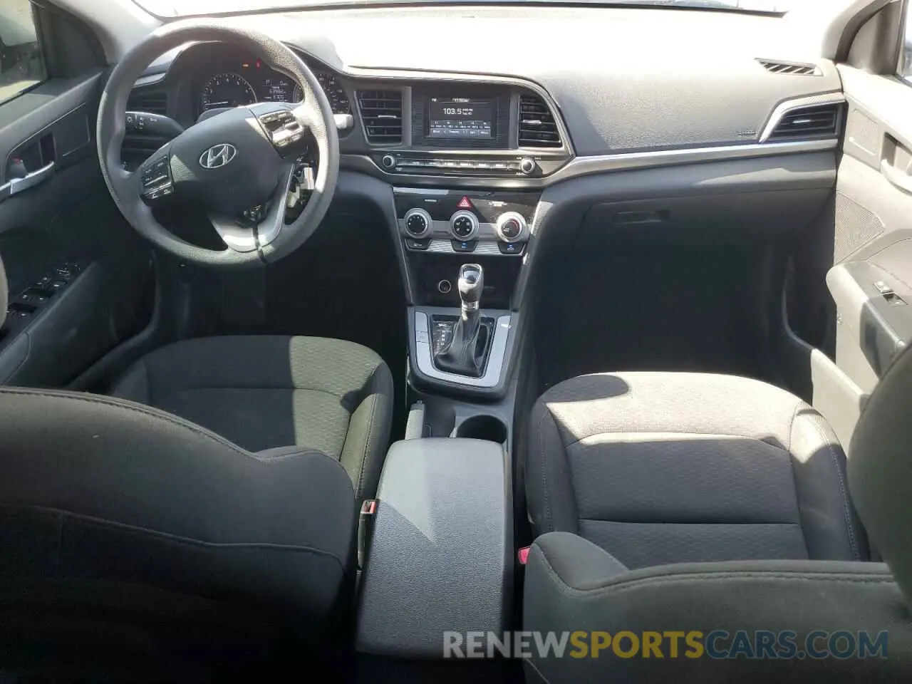 8 Photograph of a damaged car 5NPD74LF2KH496073 HYUNDAI ELANTRA 2019