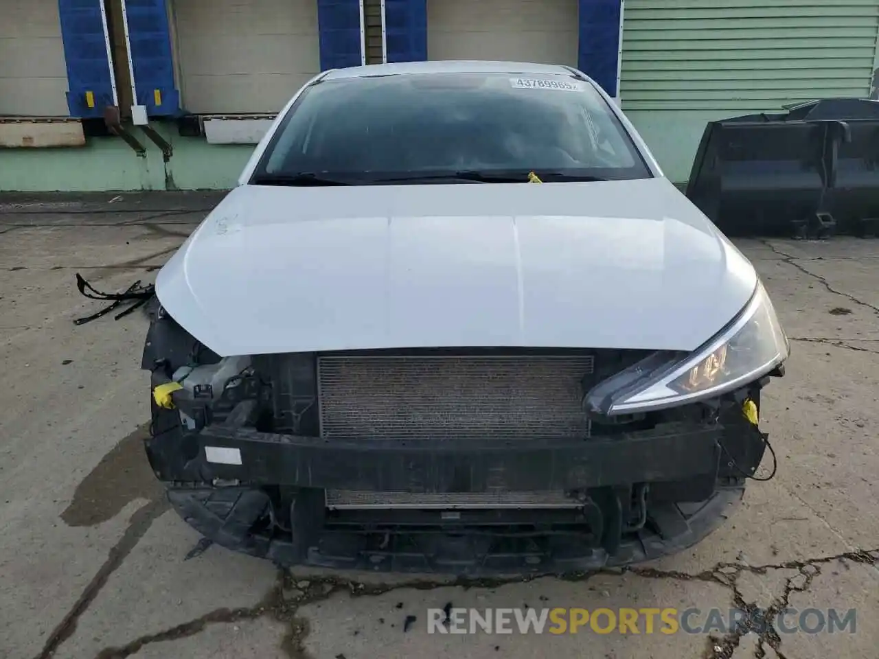 5 Photograph of a damaged car 5NPD74LF3KH425495 HYUNDAI ELANTRA 2019