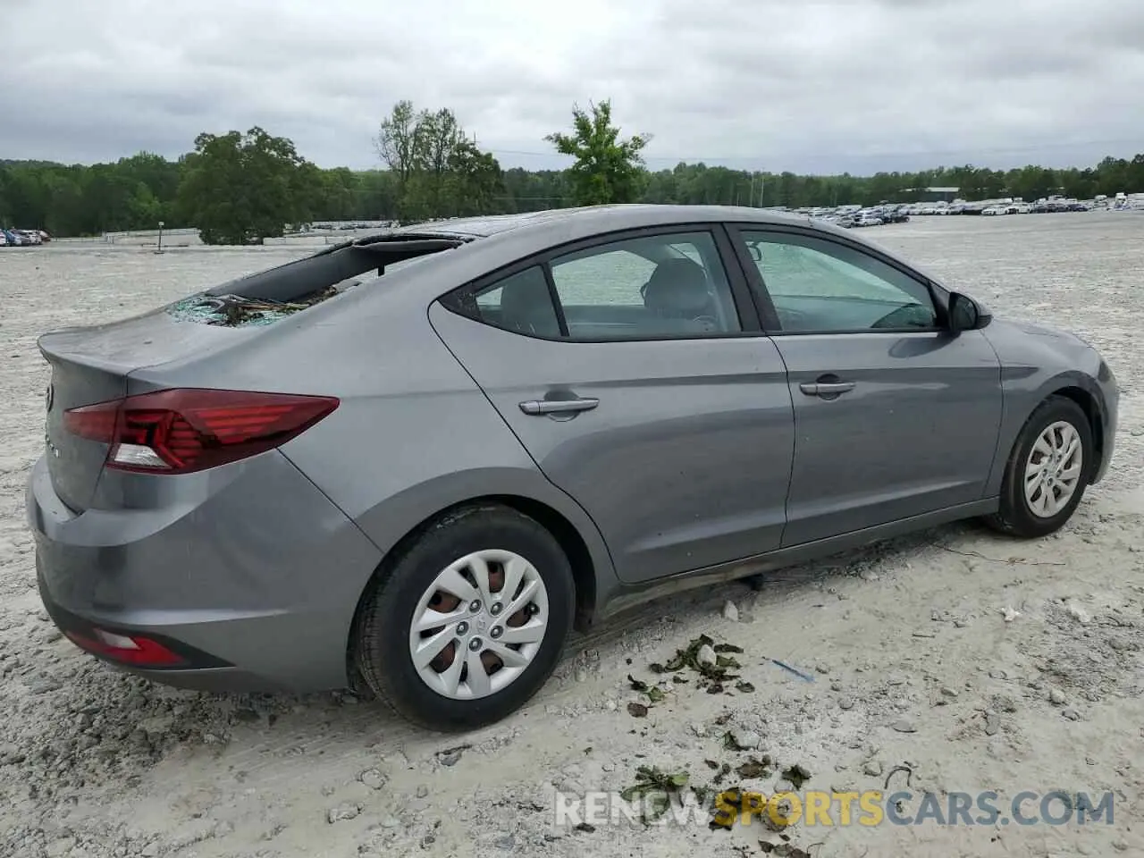 3 Photograph of a damaged car 5NPD74LF3KH429823 HYUNDAI ELANTRA 2019