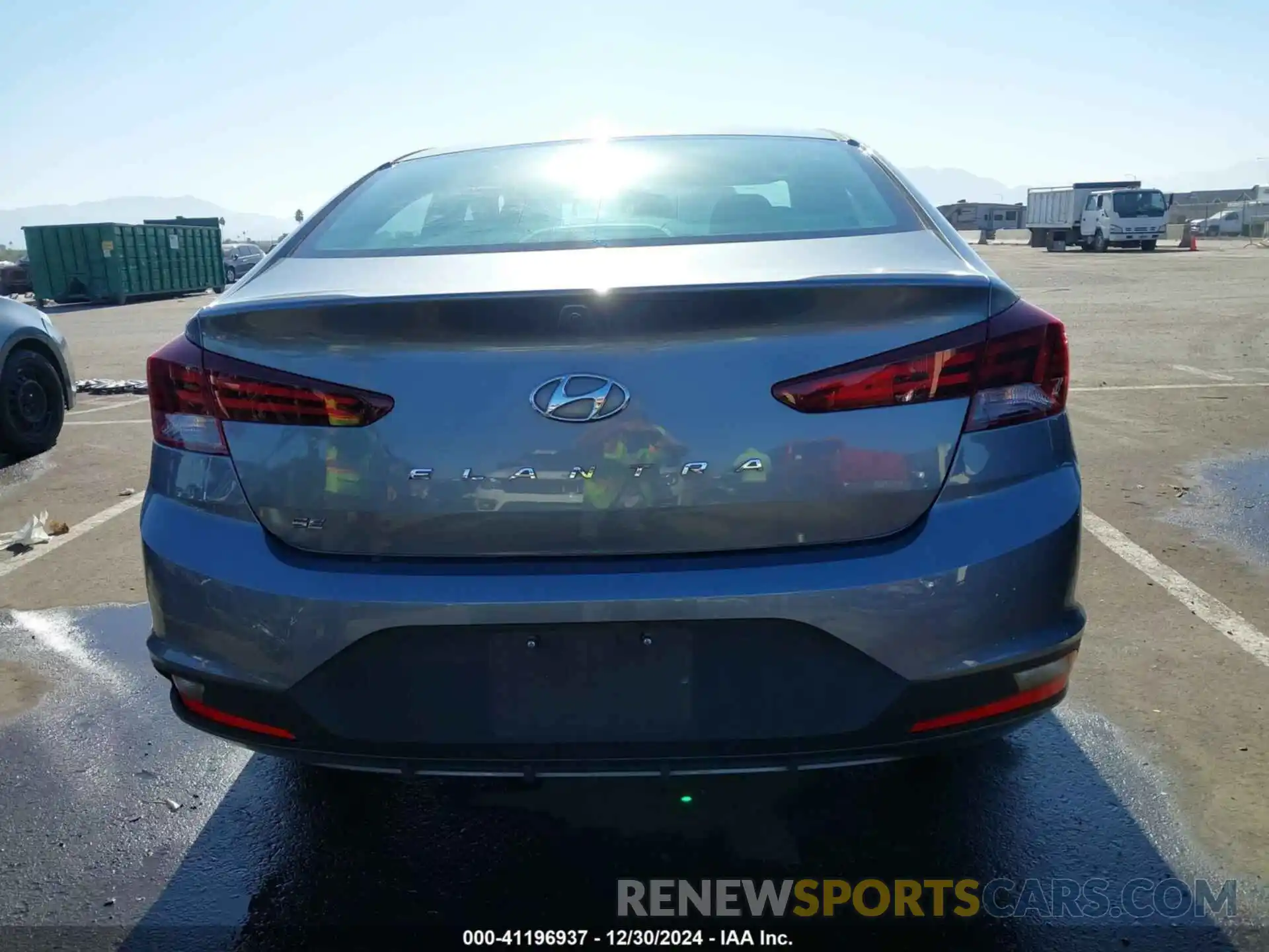 16 Photograph of a damaged car 5NPD74LF3KH439347 HYUNDAI ELANTRA 2019