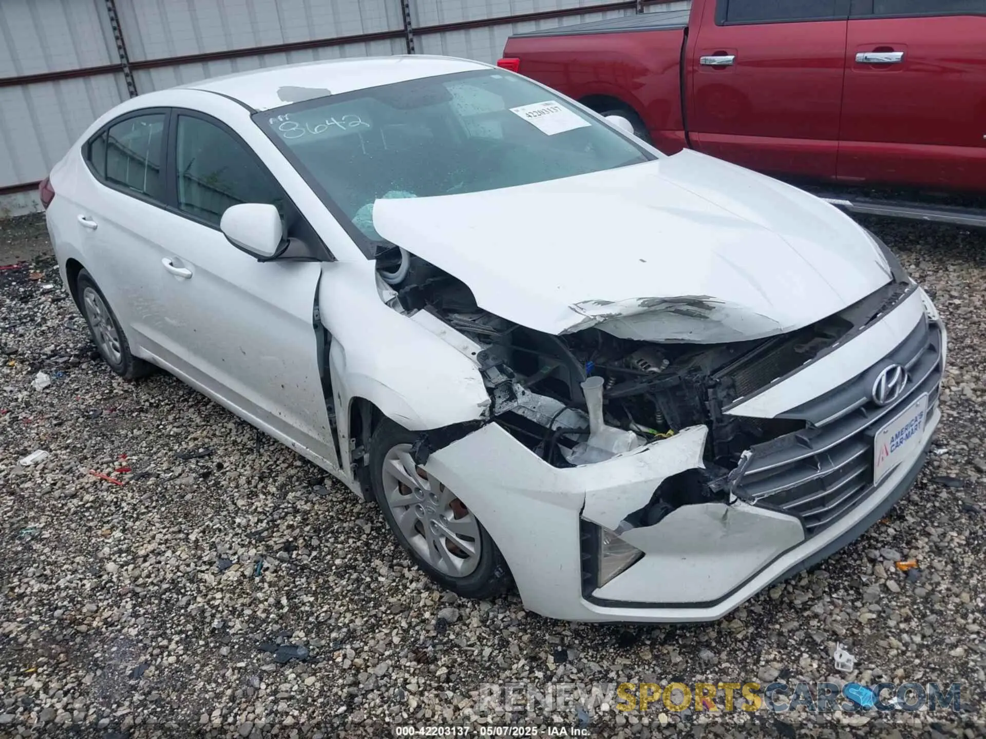 1 Photograph of a damaged car 5NPD74LF3KH467486 HYUNDAI ELANTRA 2019