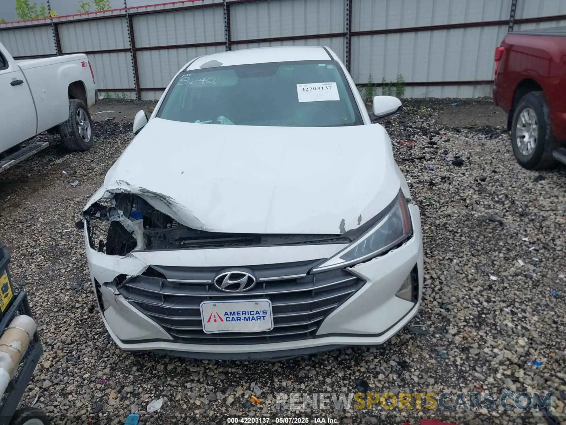 12 Photograph of a damaged car 5NPD74LF3KH467486 HYUNDAI ELANTRA 2019
