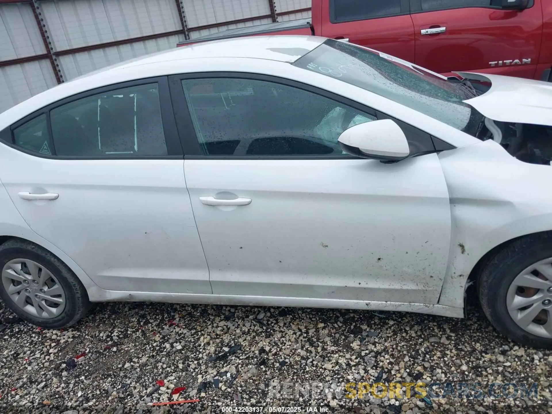 13 Photograph of a damaged car 5NPD74LF3KH467486 HYUNDAI ELANTRA 2019