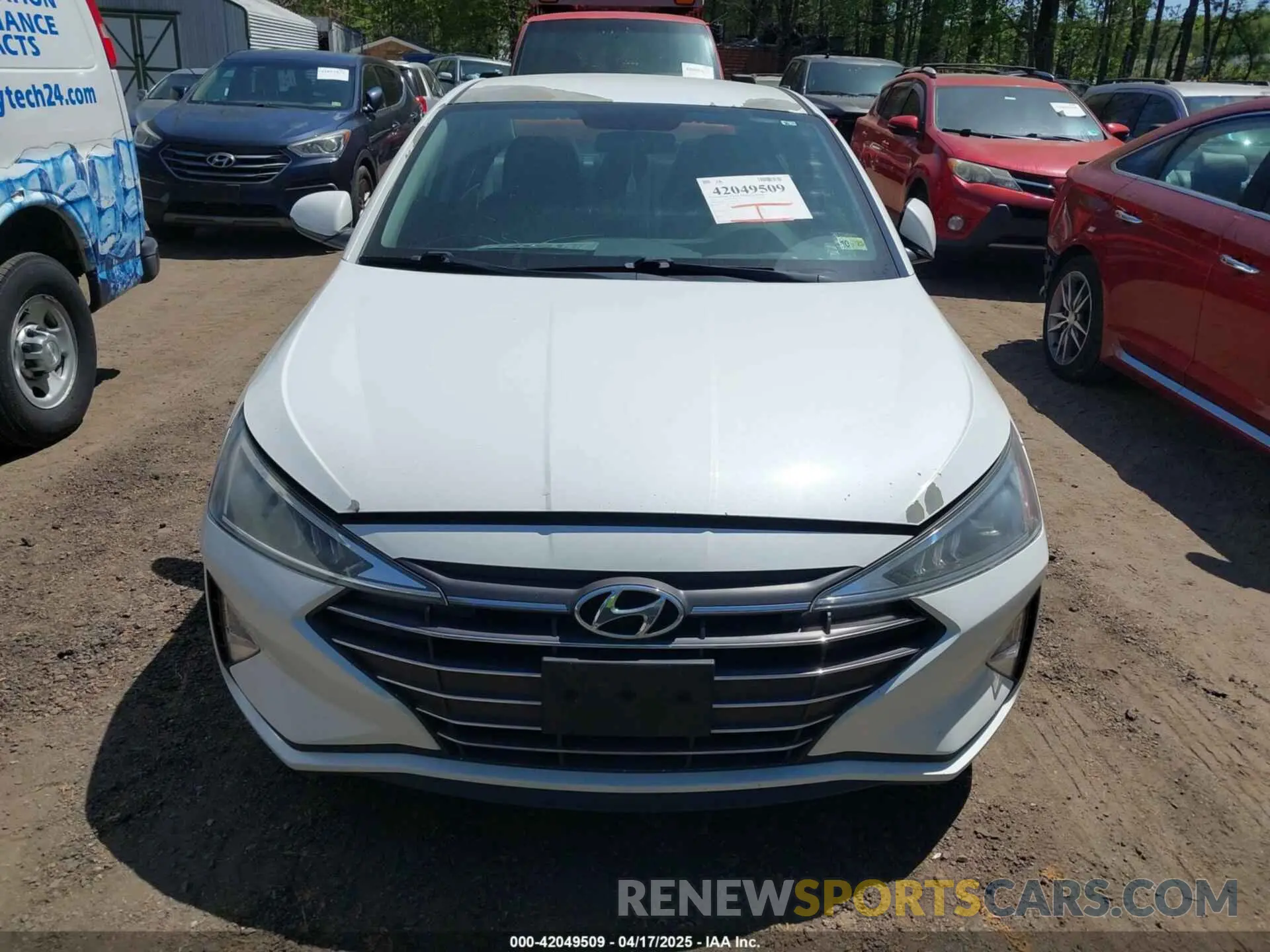 12 Photograph of a damaged car 5NPD74LF3KH487348 HYUNDAI ELANTRA 2019