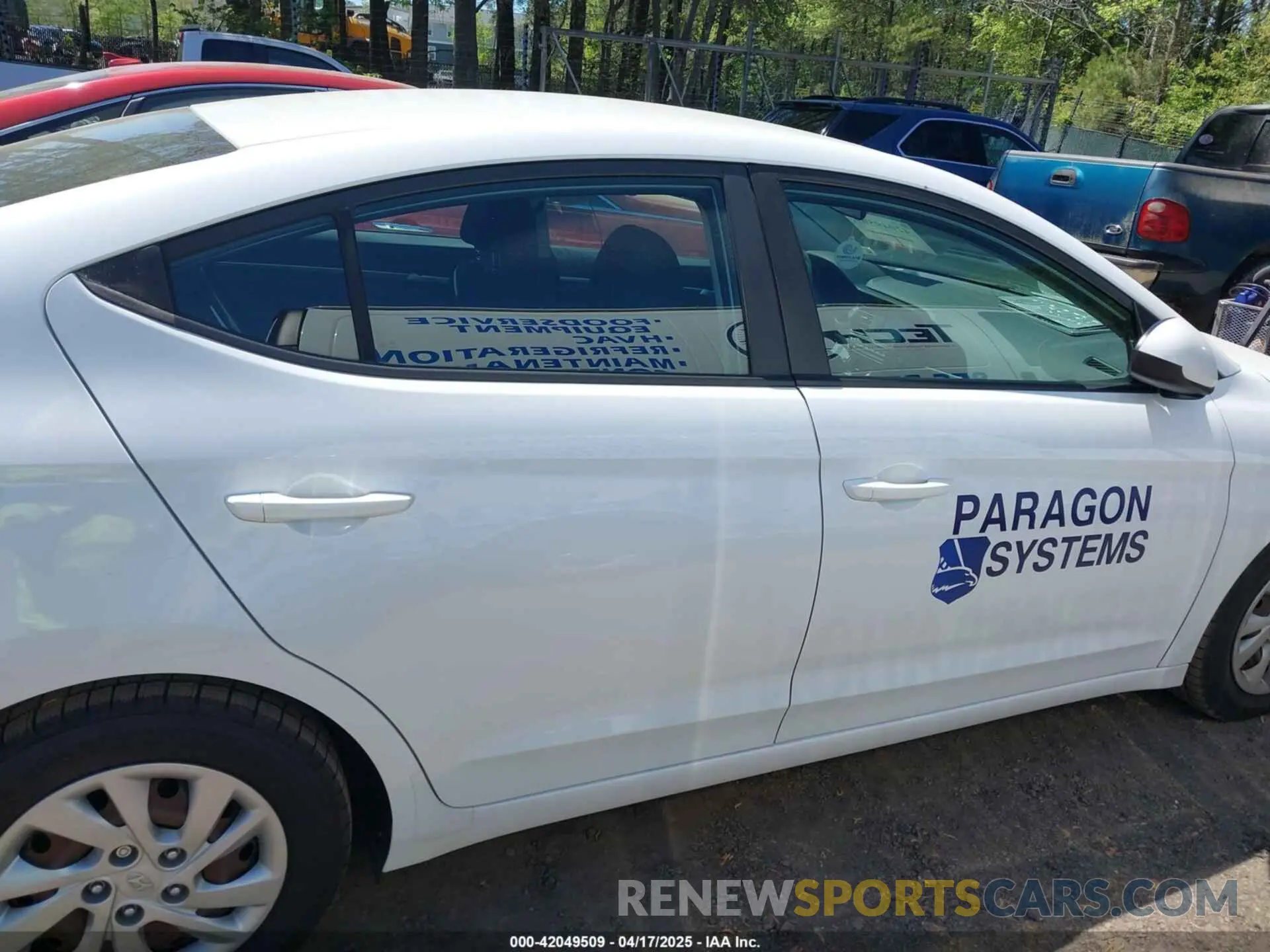 13 Photograph of a damaged car 5NPD74LF3KH487348 HYUNDAI ELANTRA 2019