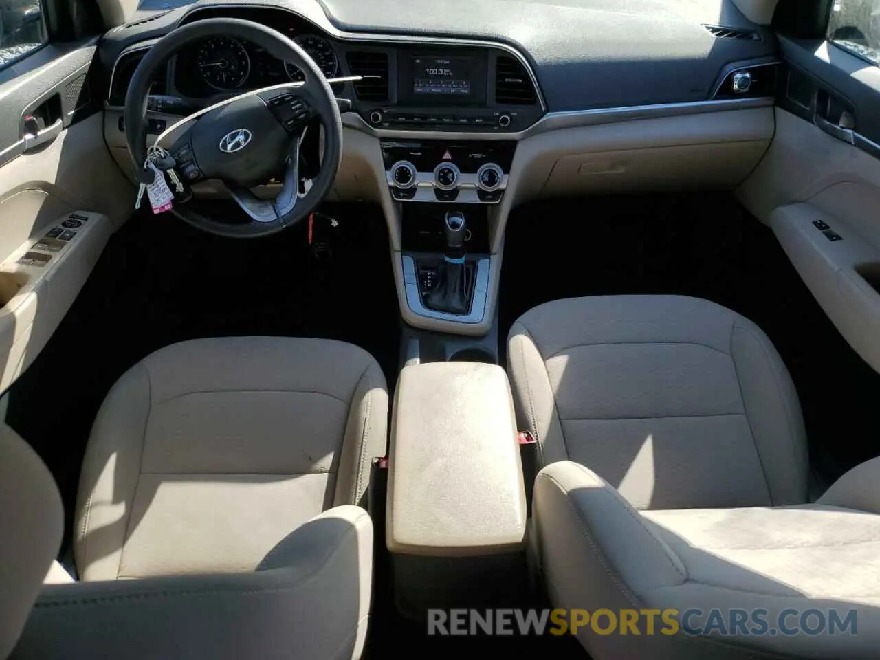 8 Photograph of a damaged car 5NPD74LF3KH494591 HYUNDAI ELANTRA 2019