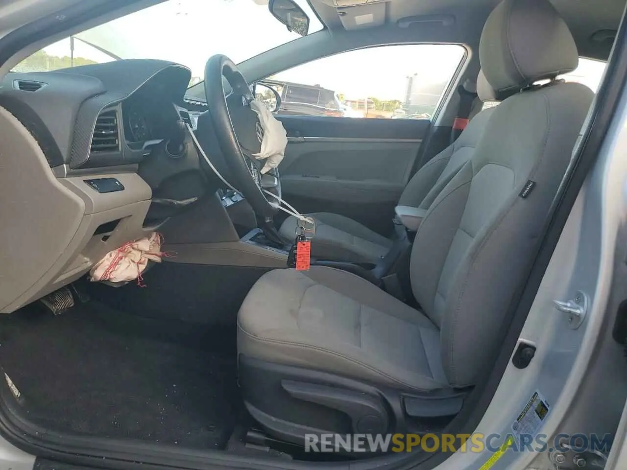 7 Photograph of a damaged car 5NPD74LF3KH494798 HYUNDAI ELANTRA 2019