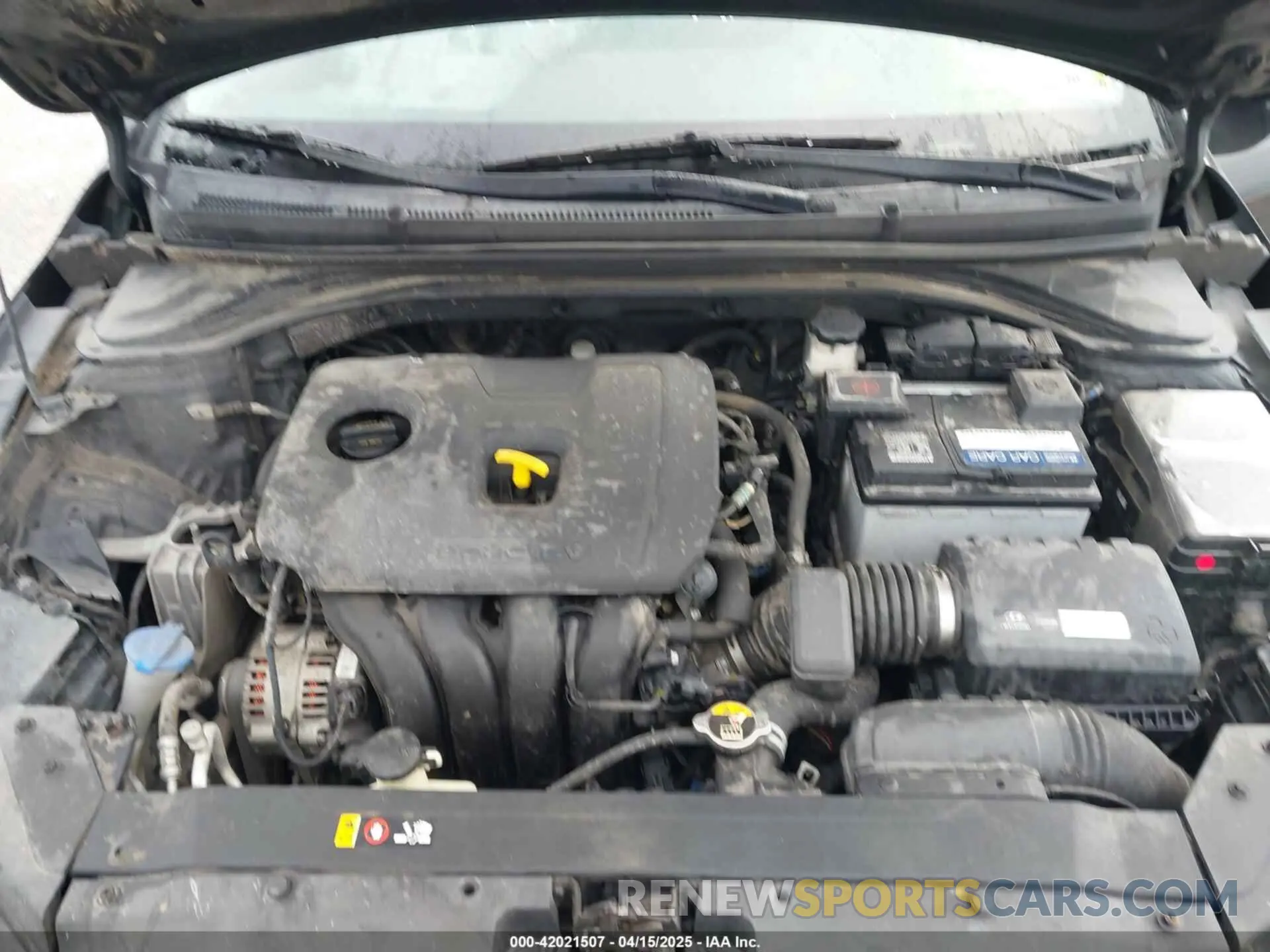 10 Photograph of a damaged car 5NPD74LF4KH412237 HYUNDAI ELANTRA 2019
