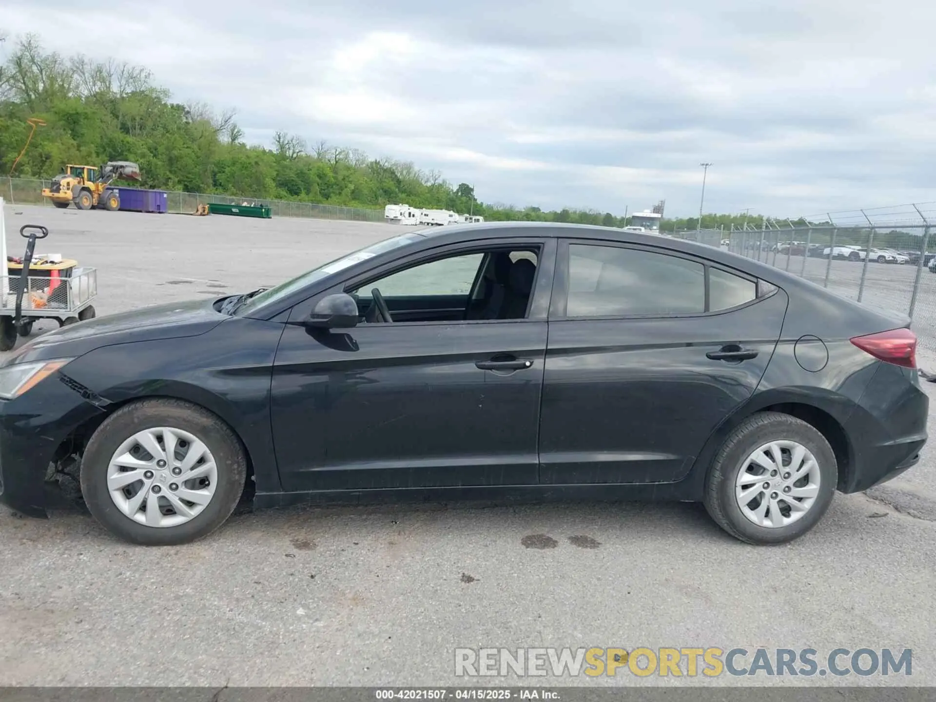 14 Photograph of a damaged car 5NPD74LF4KH412237 HYUNDAI ELANTRA 2019