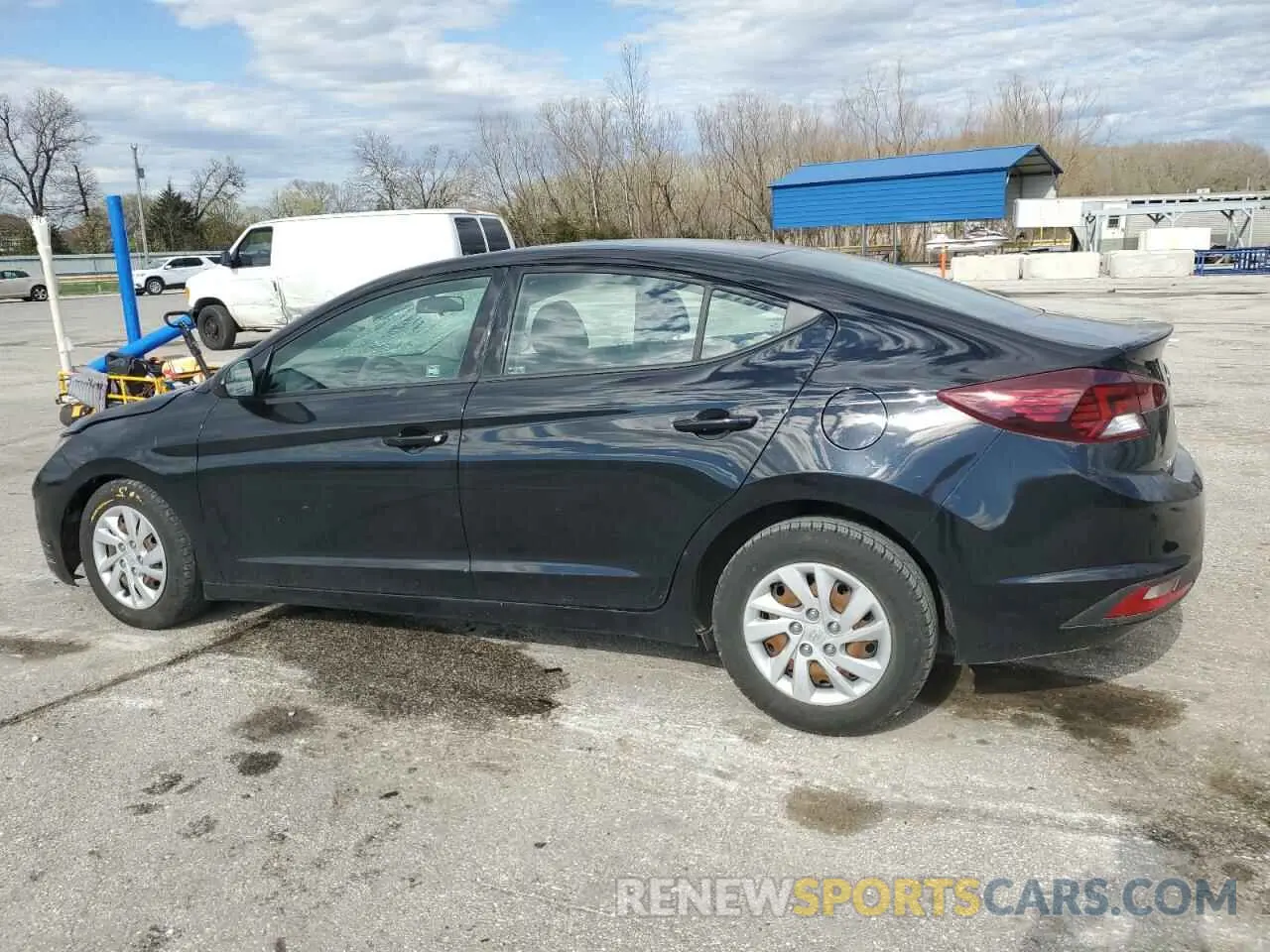 2 Photograph of a damaged car 5NPD74LF4KH419642 HYUNDAI ELANTRA 2019