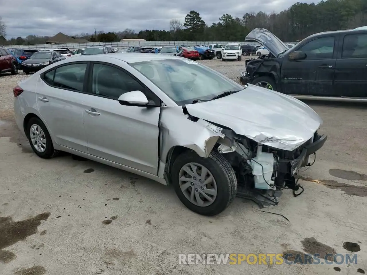 4 Photograph of a damaged car 5NPD74LF4KH422461 HYUNDAI ELANTRA 2019