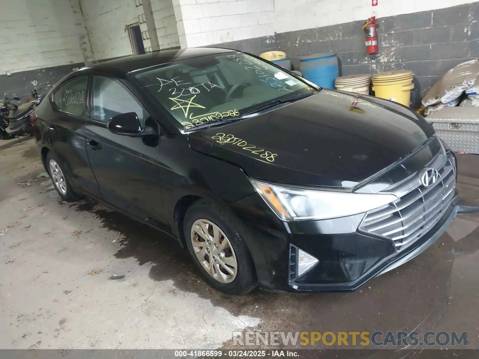 1 Photograph of a damaged car 5NPD74LF4KH424811 HYUNDAI ELANTRA 2019