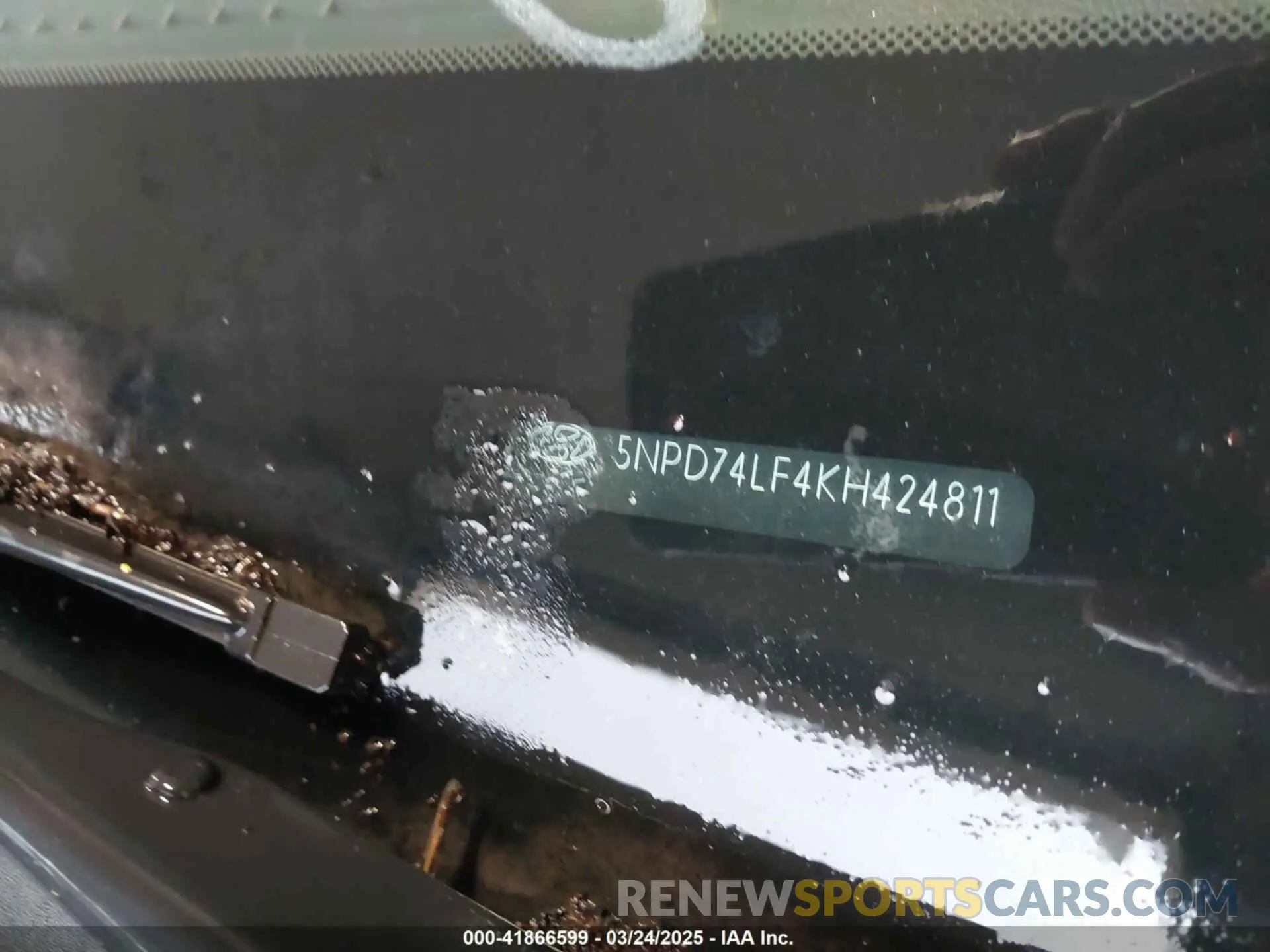 16 Photograph of a damaged car 5NPD74LF4KH424811 HYUNDAI ELANTRA 2019