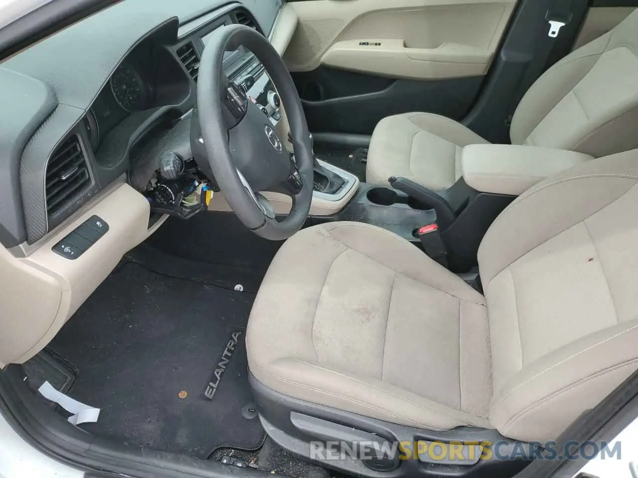 7 Photograph of a damaged car 5NPD74LF4KH438935 HYUNDAI ELANTRA 2019