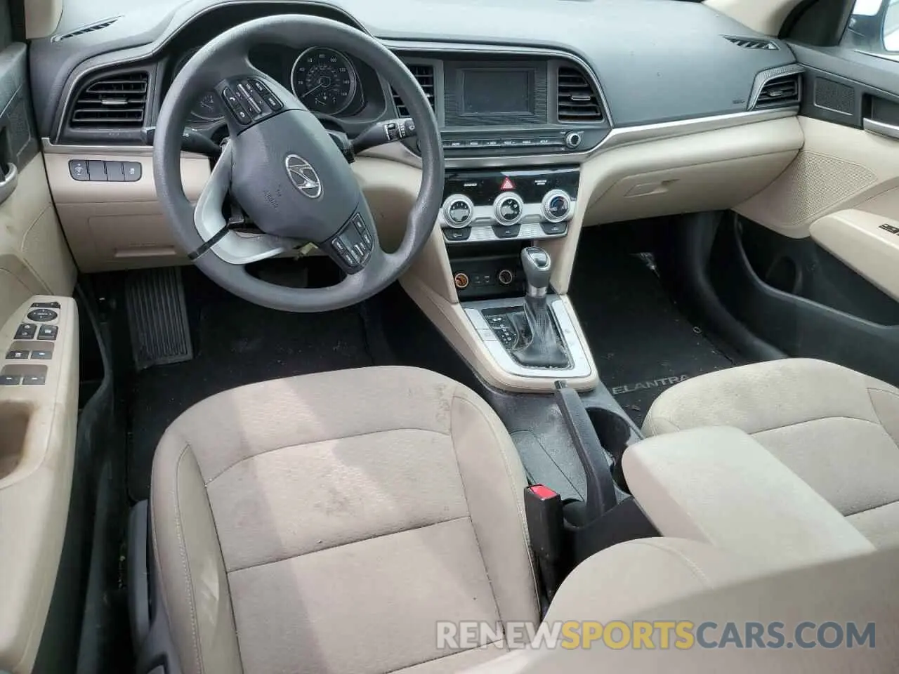 8 Photograph of a damaged car 5NPD74LF4KH438935 HYUNDAI ELANTRA 2019