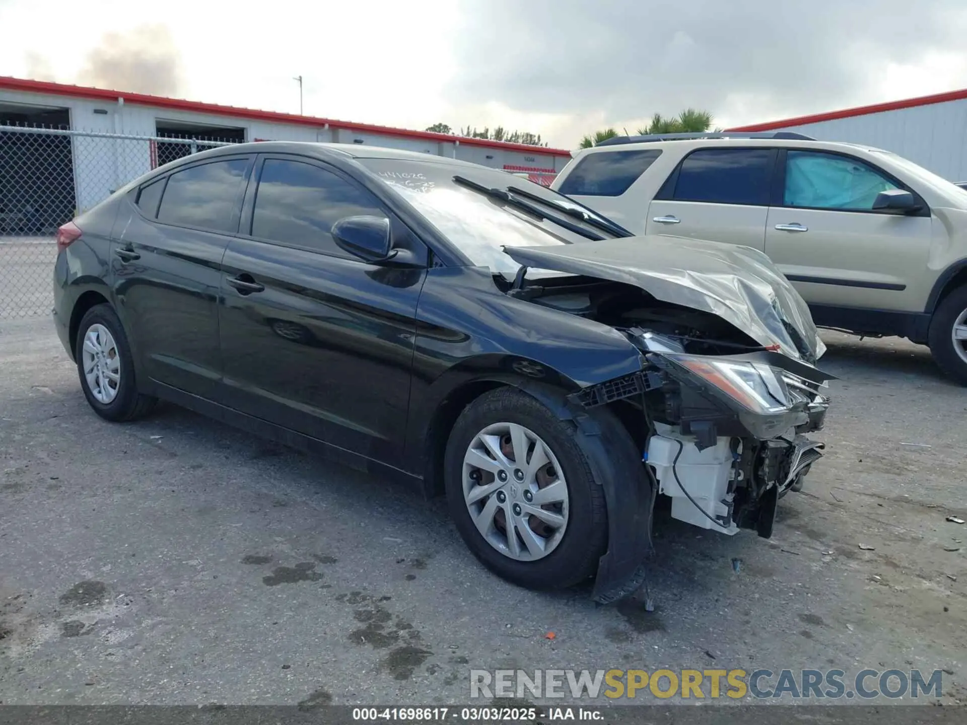 1 Photograph of a damaged car 5NPD74LF4KH441026 HYUNDAI ELANTRA 2019