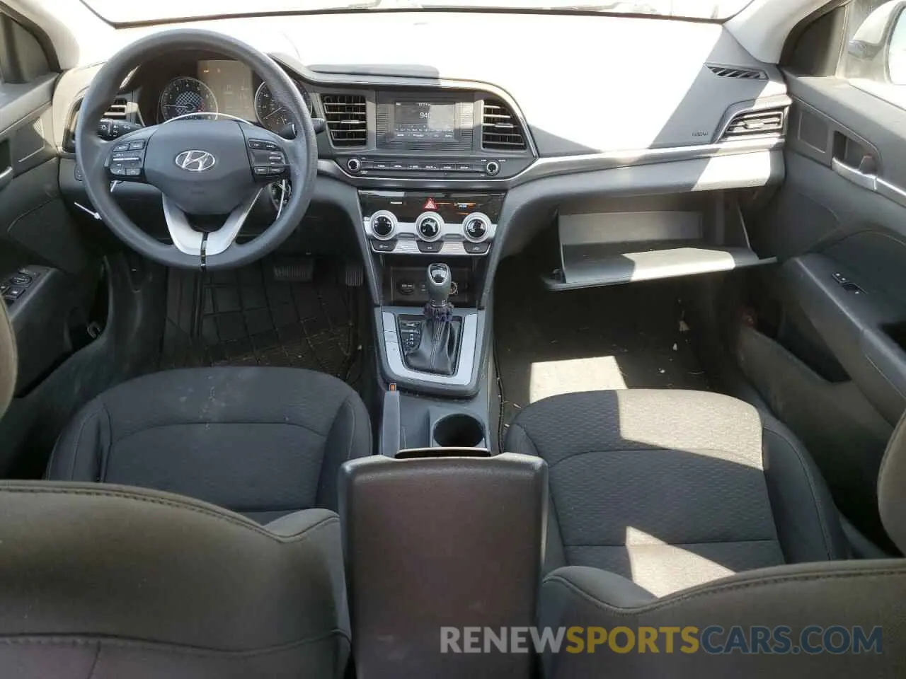 8 Photograph of a damaged car 5NPD74LF4KH442001 HYUNDAI ELANTRA 2019