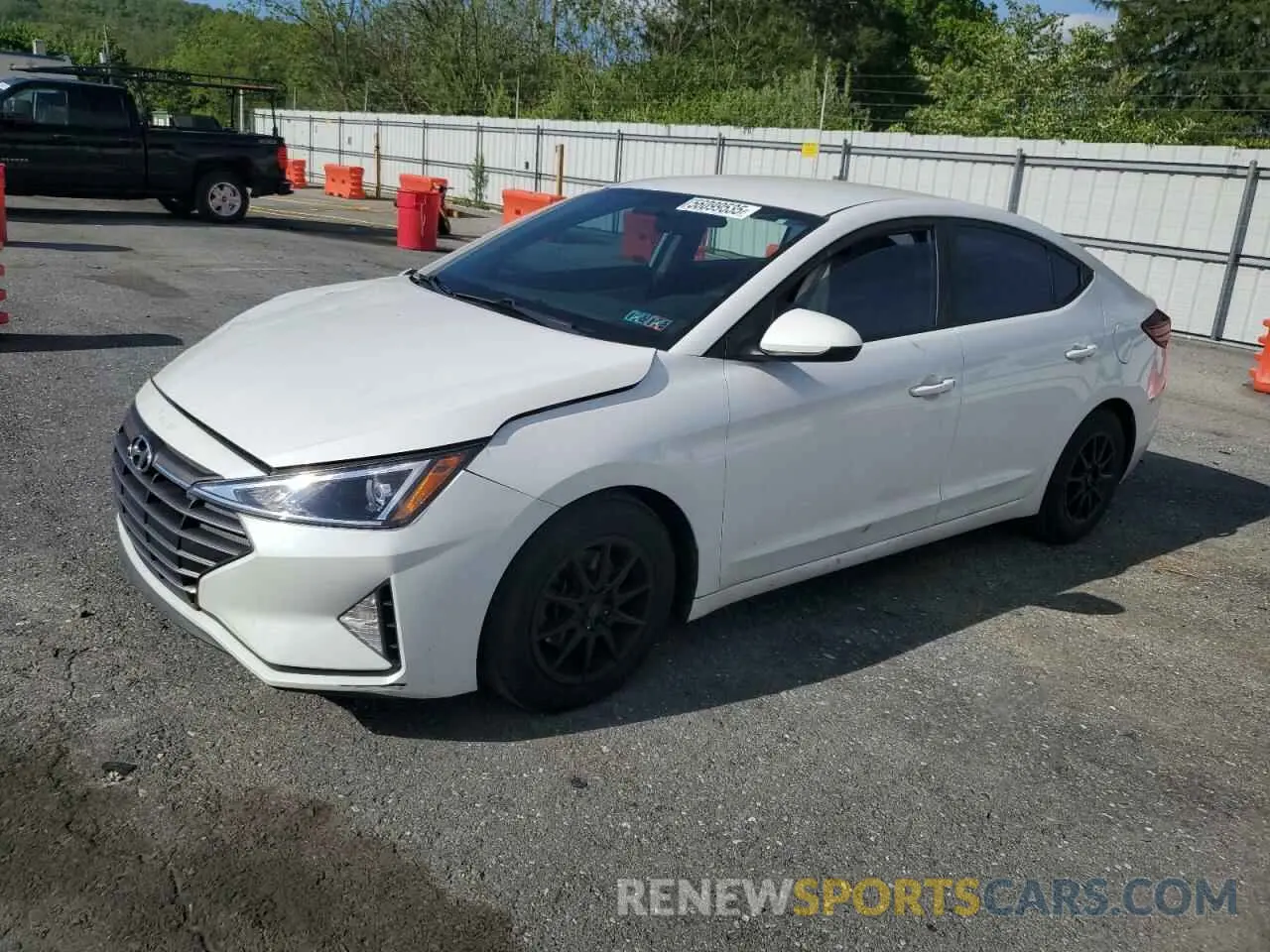1 Photograph of a damaged car 5NPD74LF4KH442225 HYUNDAI ELANTRA 2019