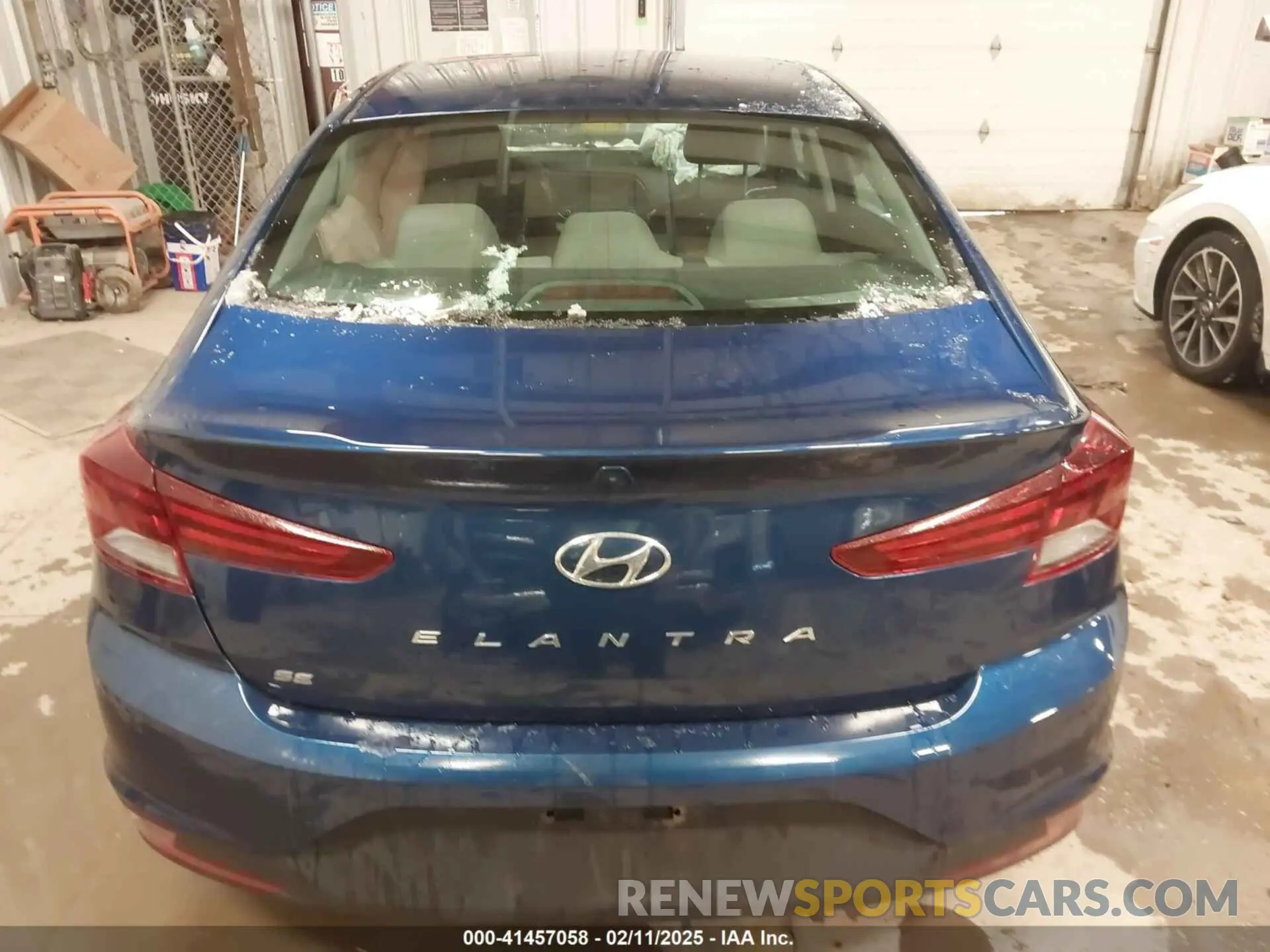 16 Photograph of a damaged car 5NPD74LF4KH448588 HYUNDAI ELANTRA 2019