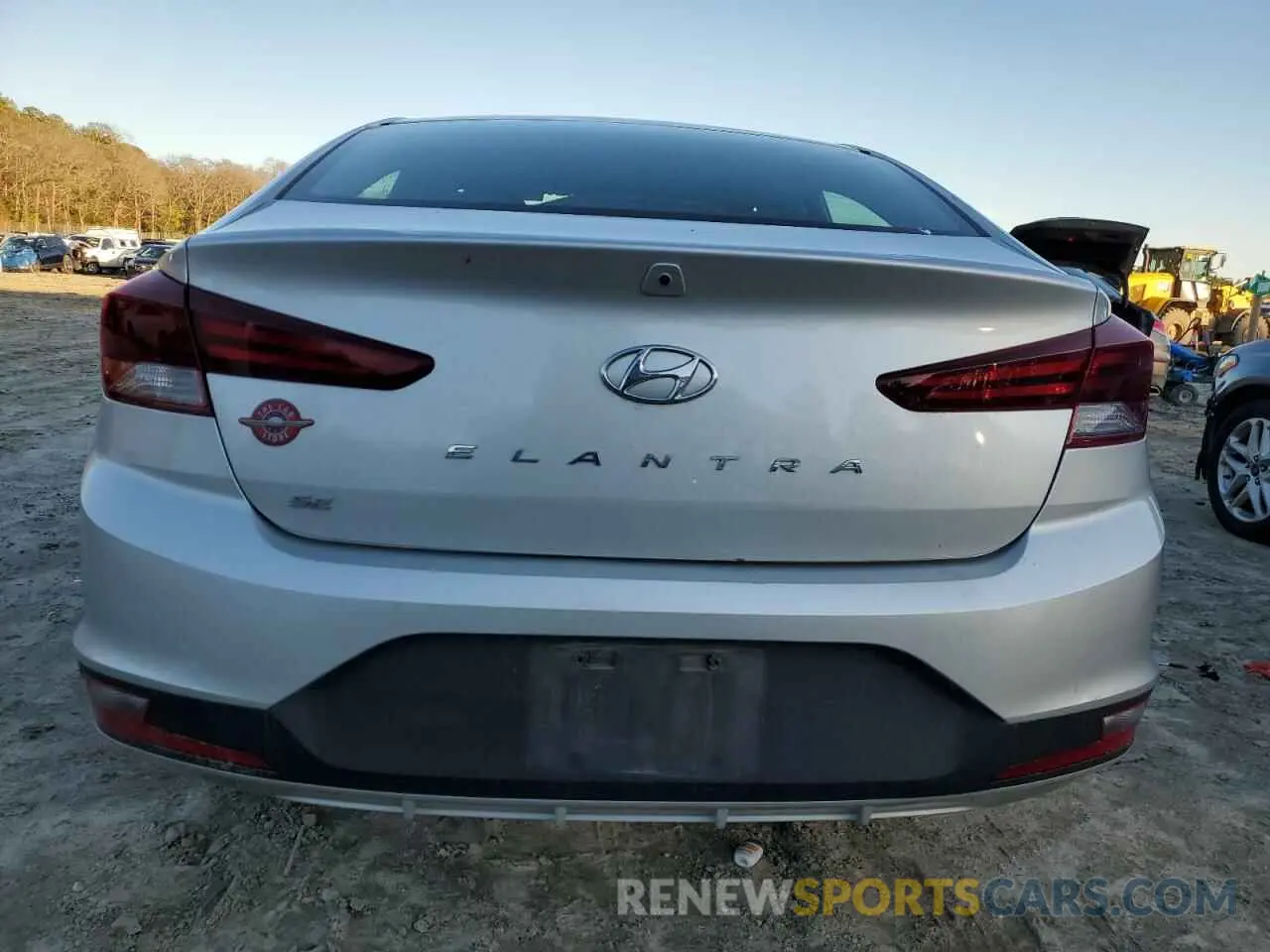 6 Photograph of a damaged car 5NPD74LF4KH461745 HYUNDAI ELANTRA 2019