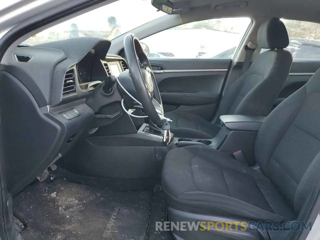7 Photograph of a damaged car 5NPD74LF4KH461745 HYUNDAI ELANTRA 2019