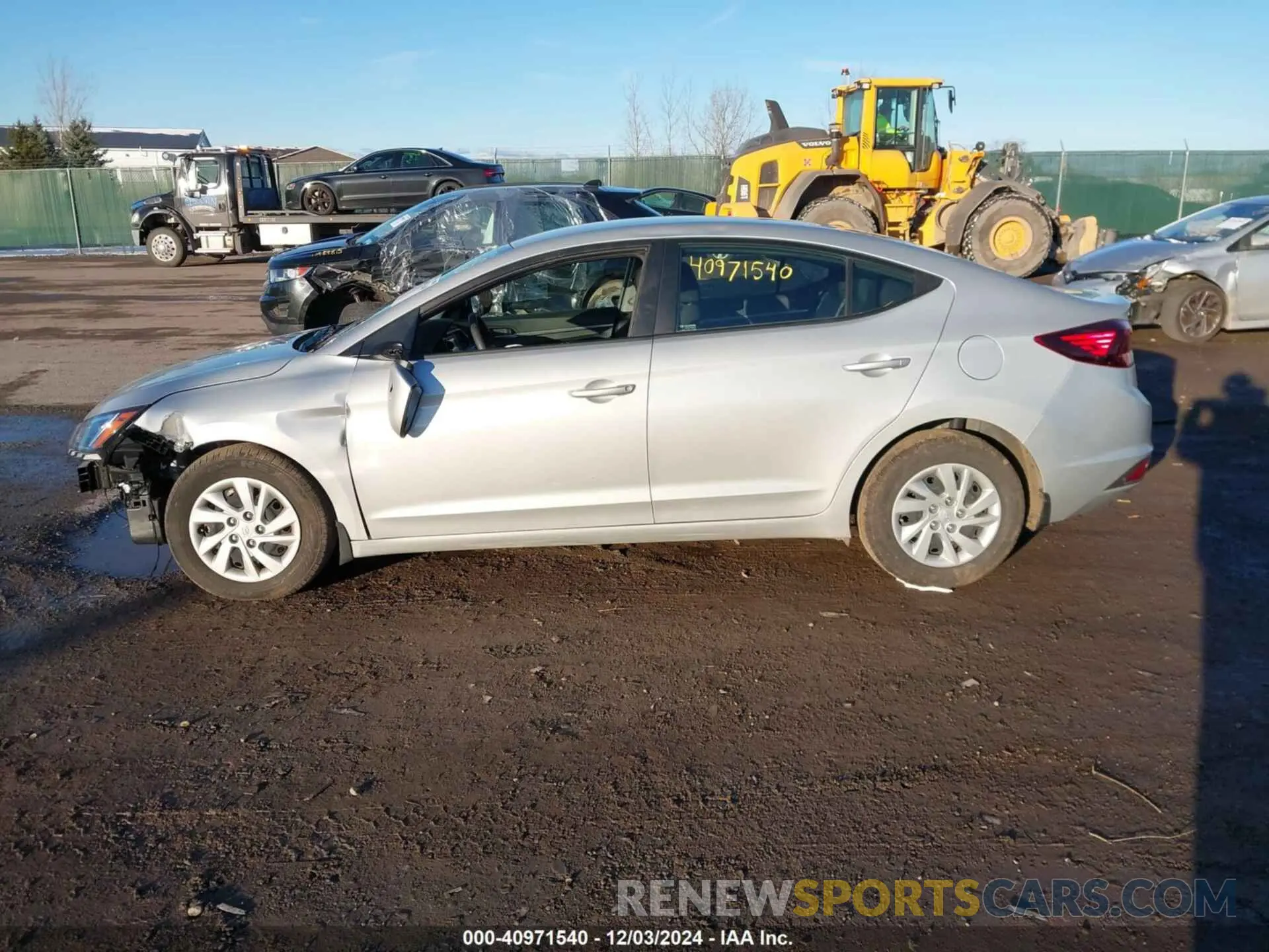 14 Photograph of a damaged car 5NPD74LF4KH464693 HYUNDAI ELANTRA 2019
