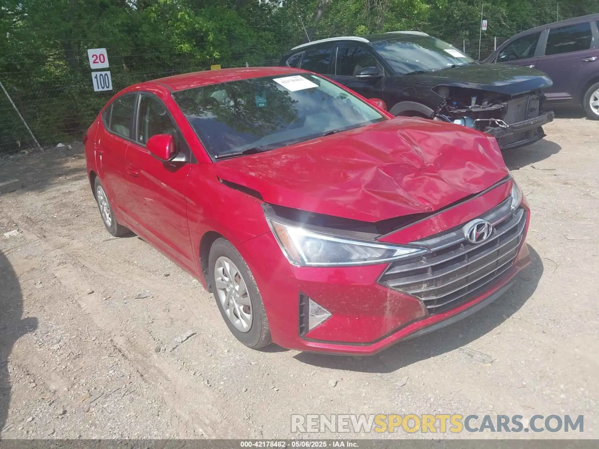 1 Photograph of a damaged car 5NPD74LF4KH473801 HYUNDAI ELANTRA 2019