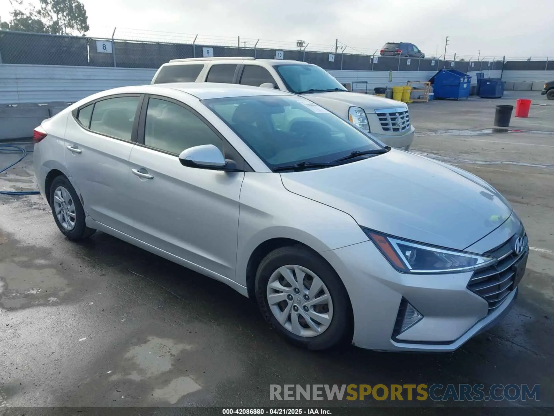 1 Photograph of a damaged car 5NPD74LF4KH485849 HYUNDAI ELANTRA 2019
