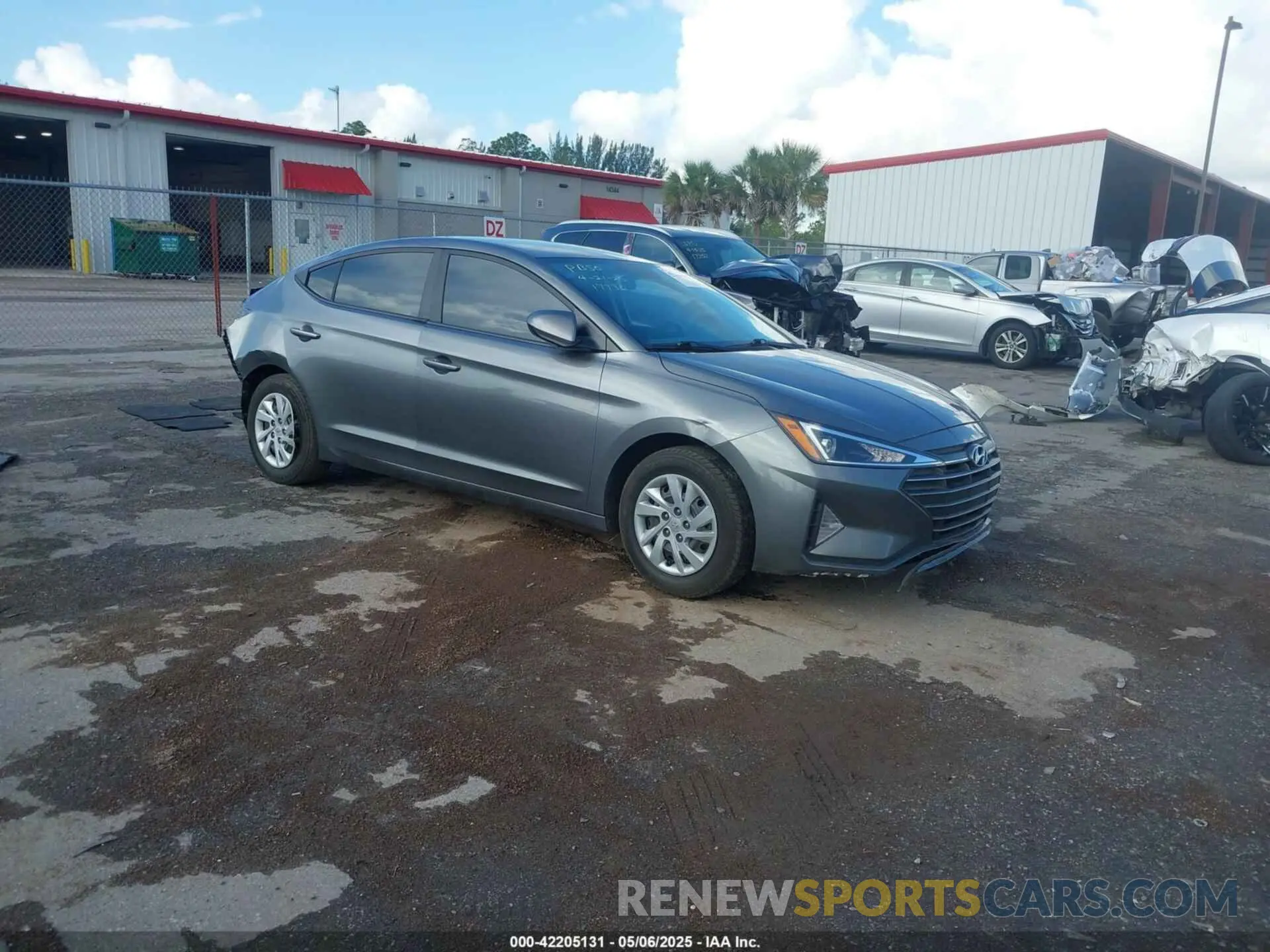 1 Photograph of a damaged car 5NPD74LF4KH488752 HYUNDAI ELANTRA 2019