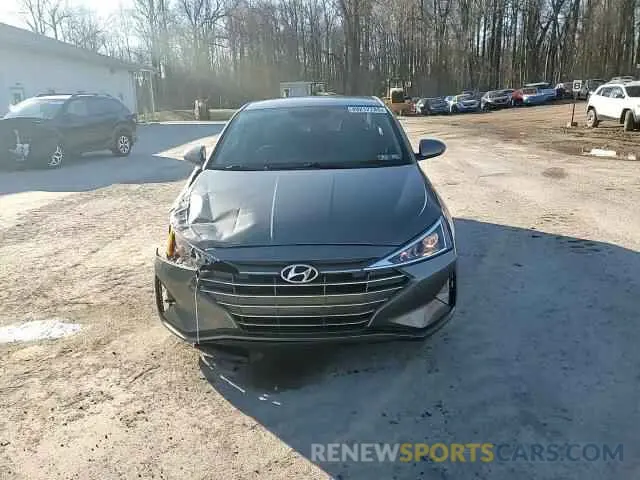 13 Photograph of a damaged car 5NPD74LF4KH496480 HYUNDAI ELANTRA 2019