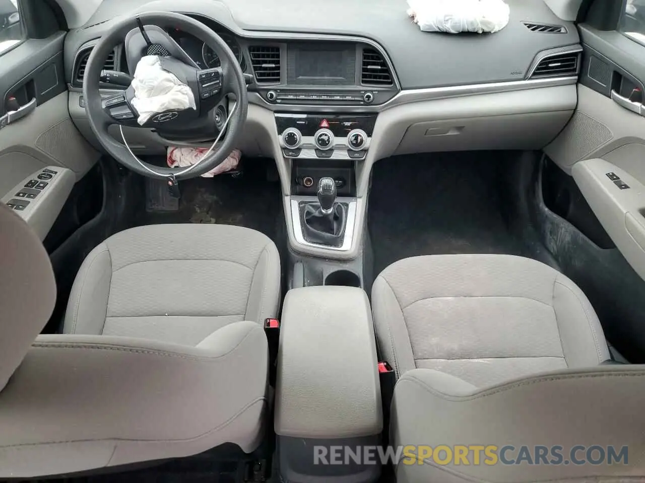 8 Photograph of a damaged car 5NPD74LF5KH419780 HYUNDAI ELANTRA 2019
