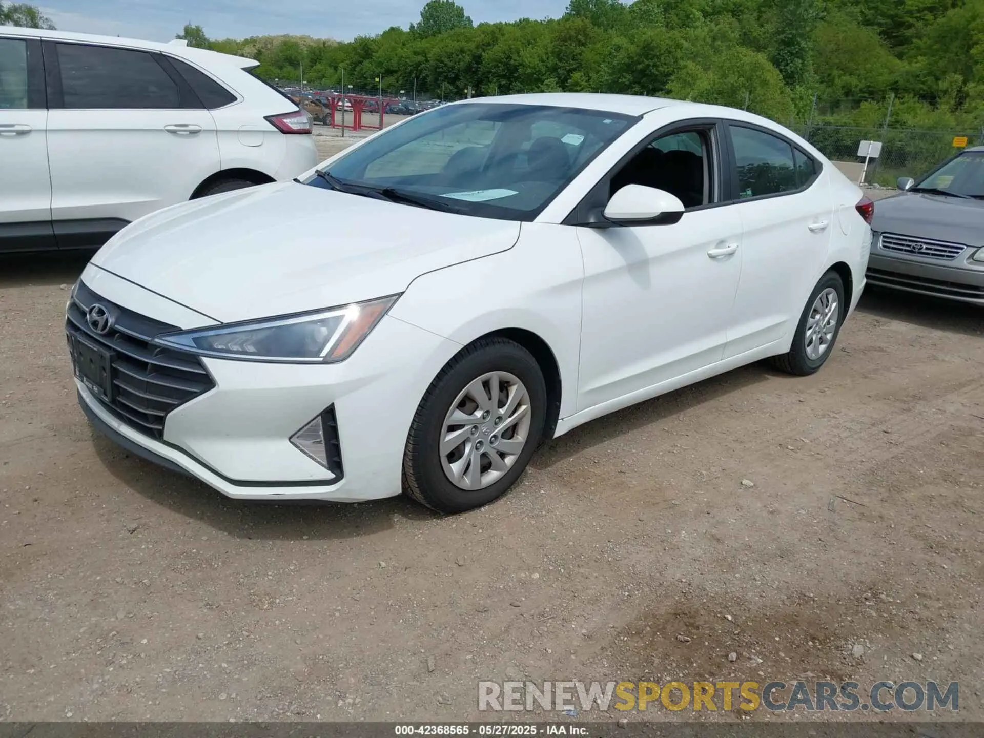 2 Photograph of a damaged car 5NPD74LF5KH427149 HYUNDAI ELANTRA 2019